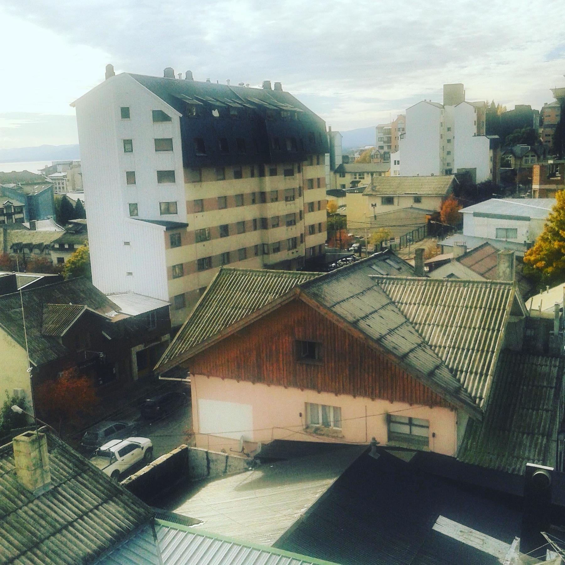 ホテル カルロス V パタゴニア サンカルロスデバリローチェ エクステリア 写真